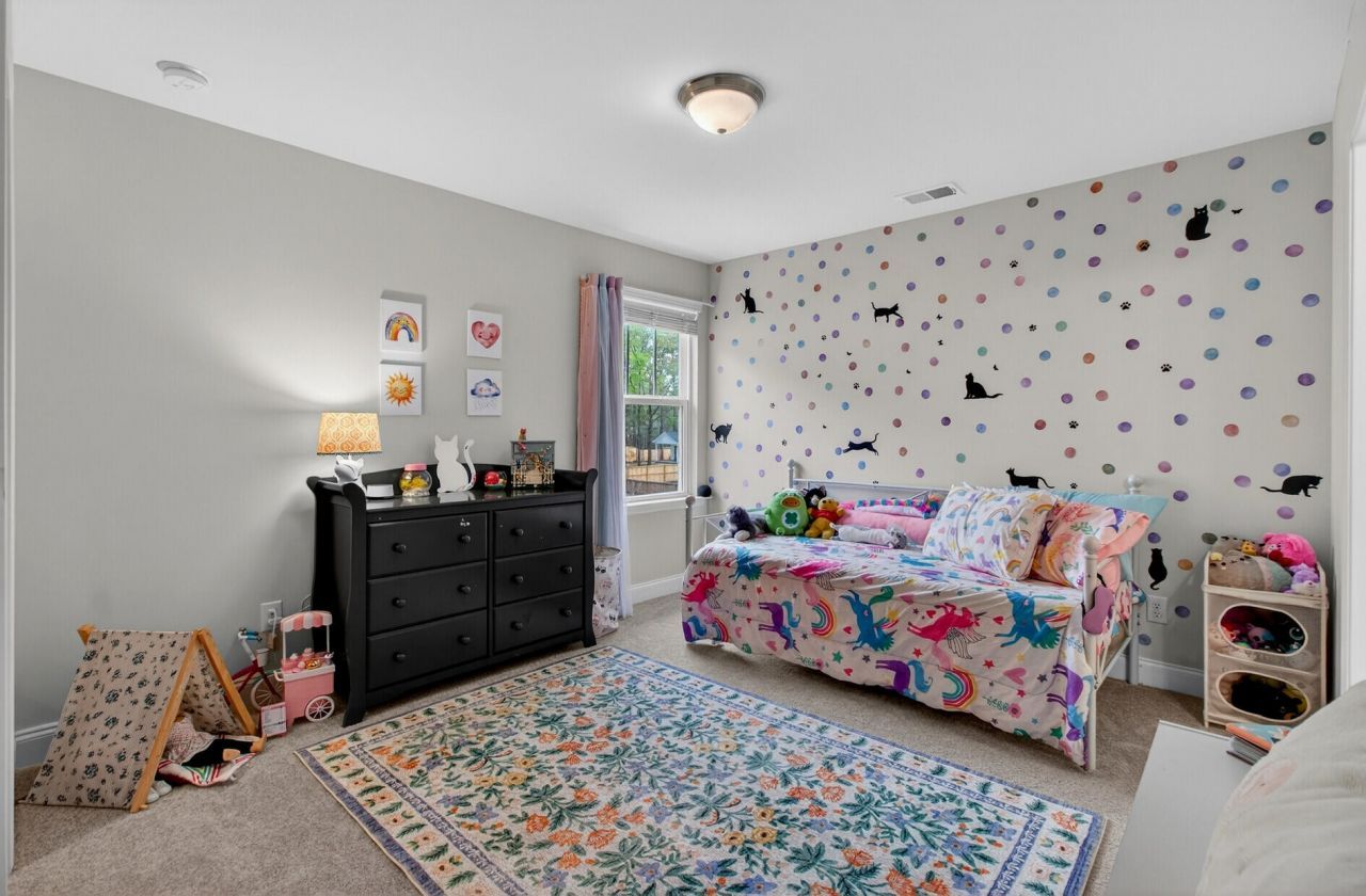 134 Saint Germain Drive Photo 45