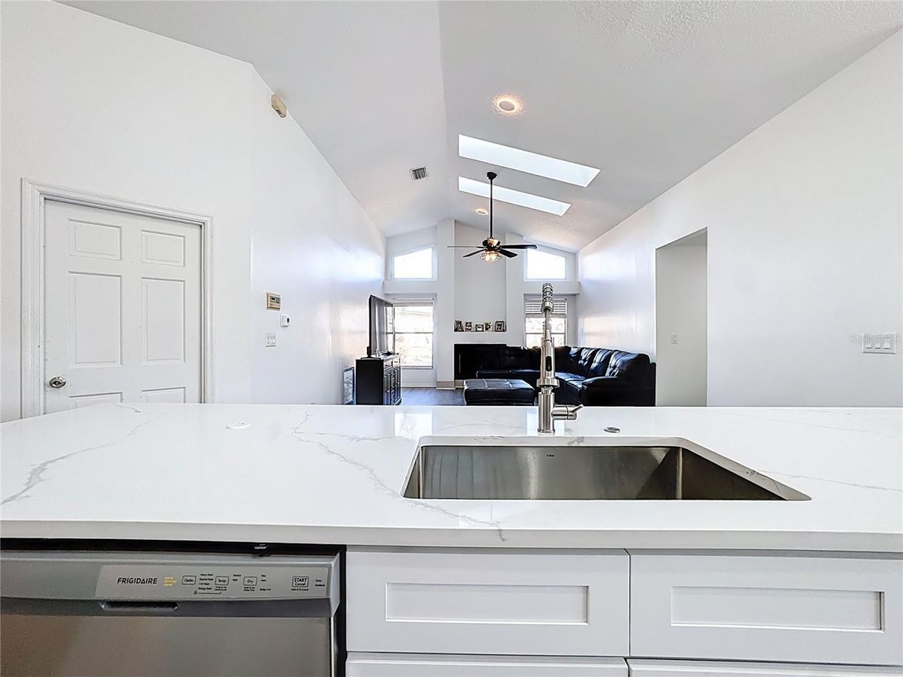 1125 Almond Tree Circle, Orlando, FL 32835 Photo