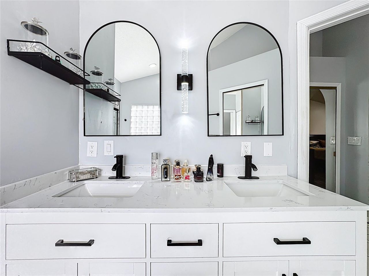1125 Almond Tree Circle, Orlando, FL 32835 Photo