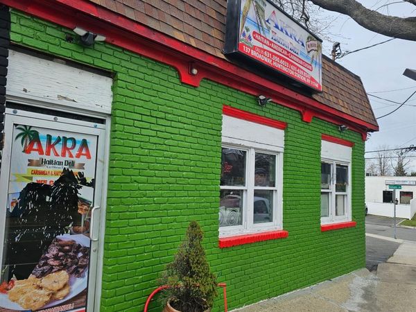 137 Broadway , Huntington Station, NY 11746