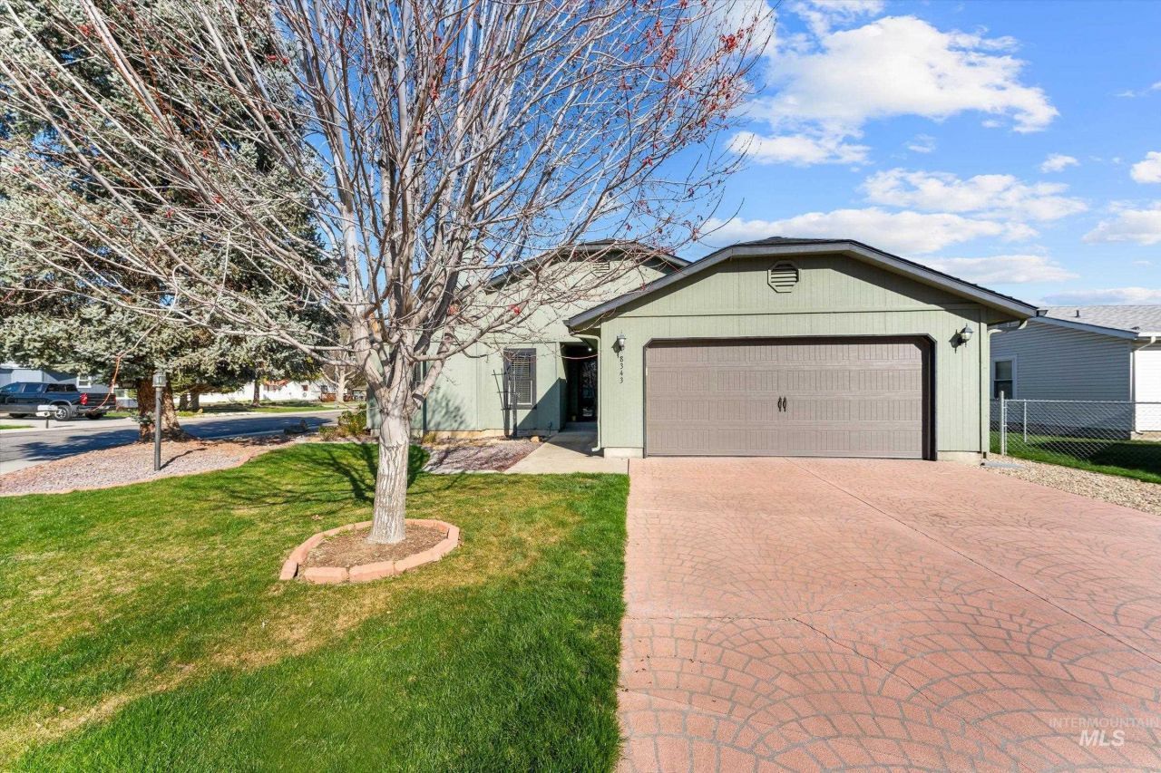 8343 Willowpark Dr, Garden City, ID 83714 Main Photo