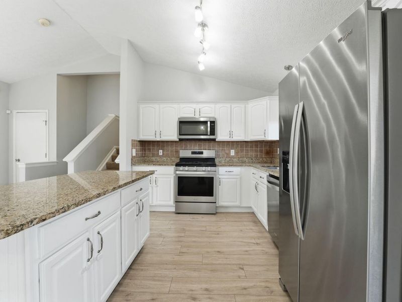 6408 Pinefield Drive, Hilliard, OH 43026 Photo 7