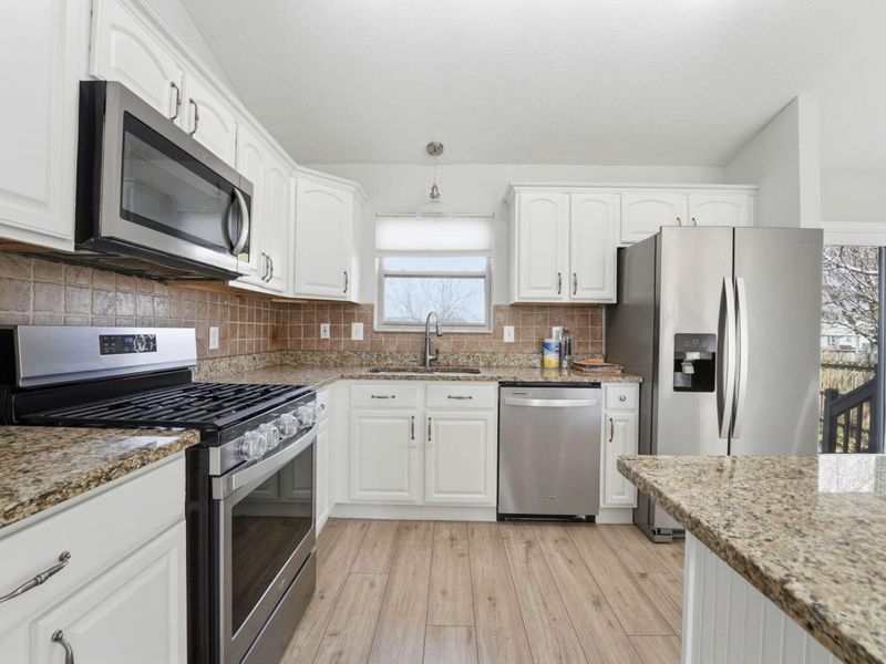 6408 Pinefield Drive, Hilliard, OH 43026 Photo 9