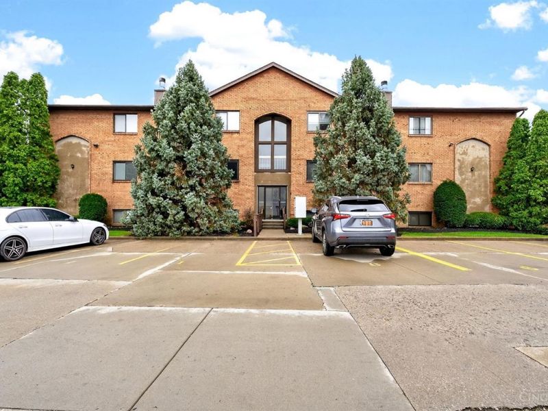 3151 Roesch Boulevard, Unit 6, Fairfield, OH 45014 Photo 1