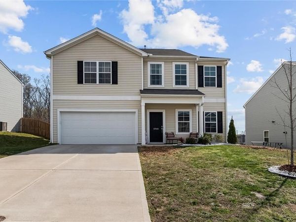 3748 Streamside Drive, Thomasville, NC 27360