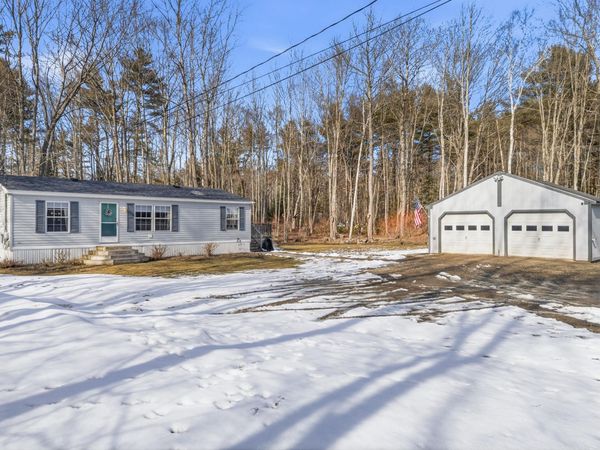 63 Hoak Road, Waldoboro, ME 04572