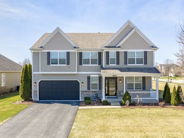 890 Stratford Drive , North Aurora, IL 60542
