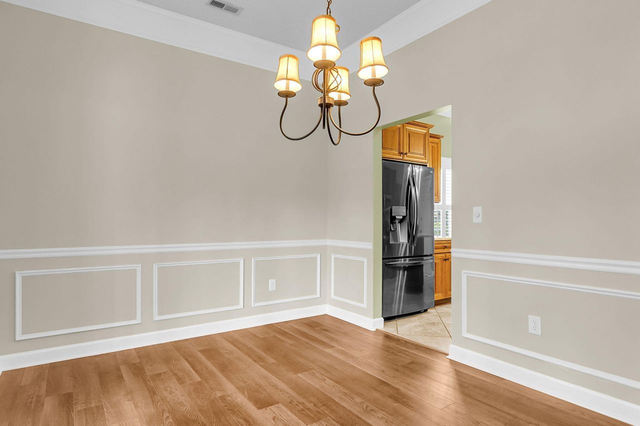 5509 Livonia Cove Photo 13