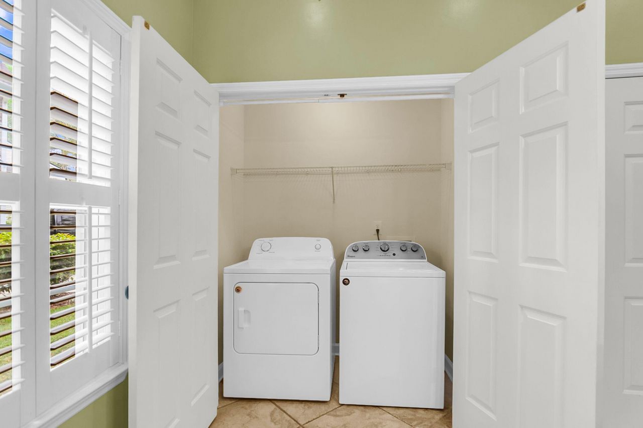 5509 Livonia Cove Photo 19