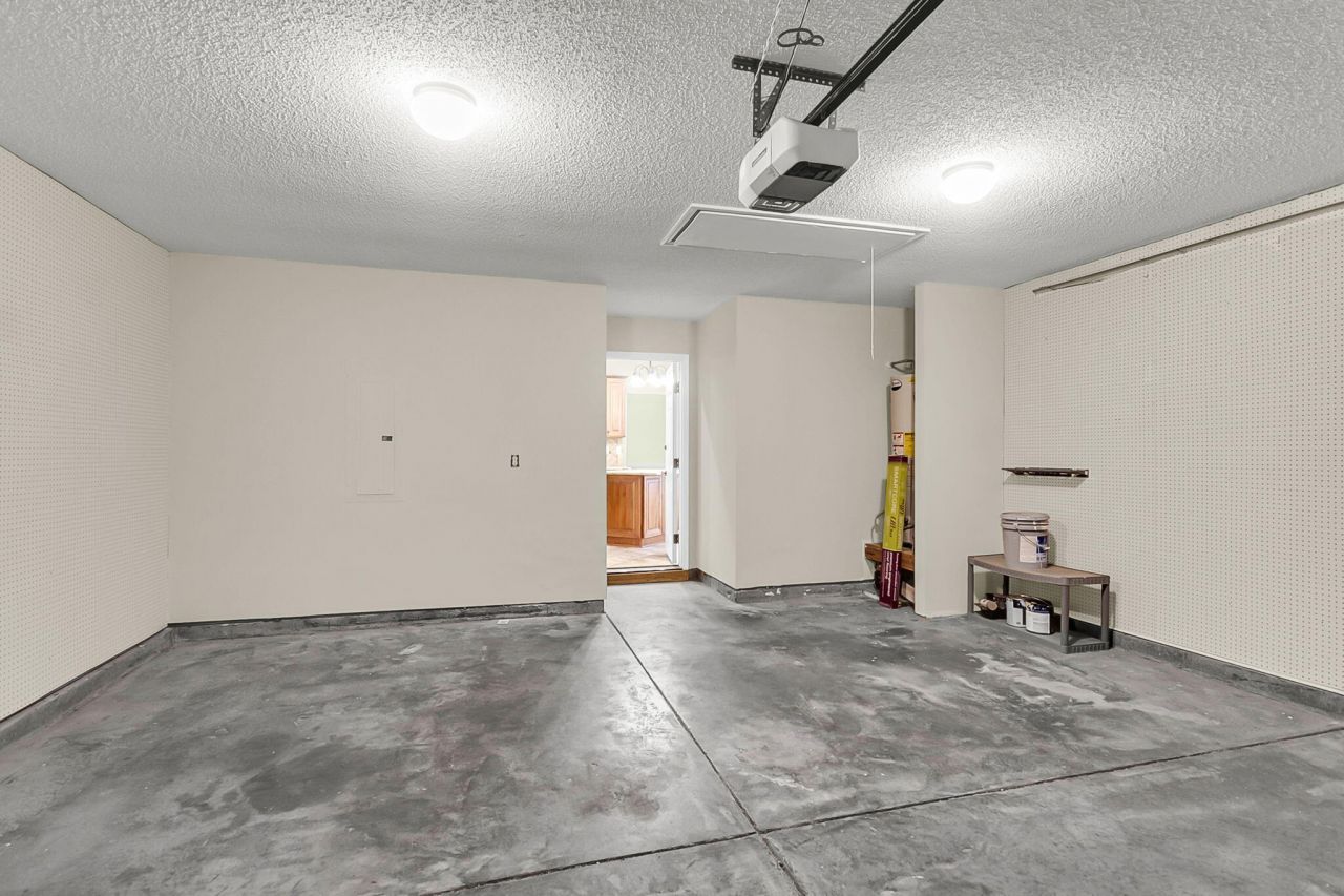 5509 Livonia Cove Photo 37