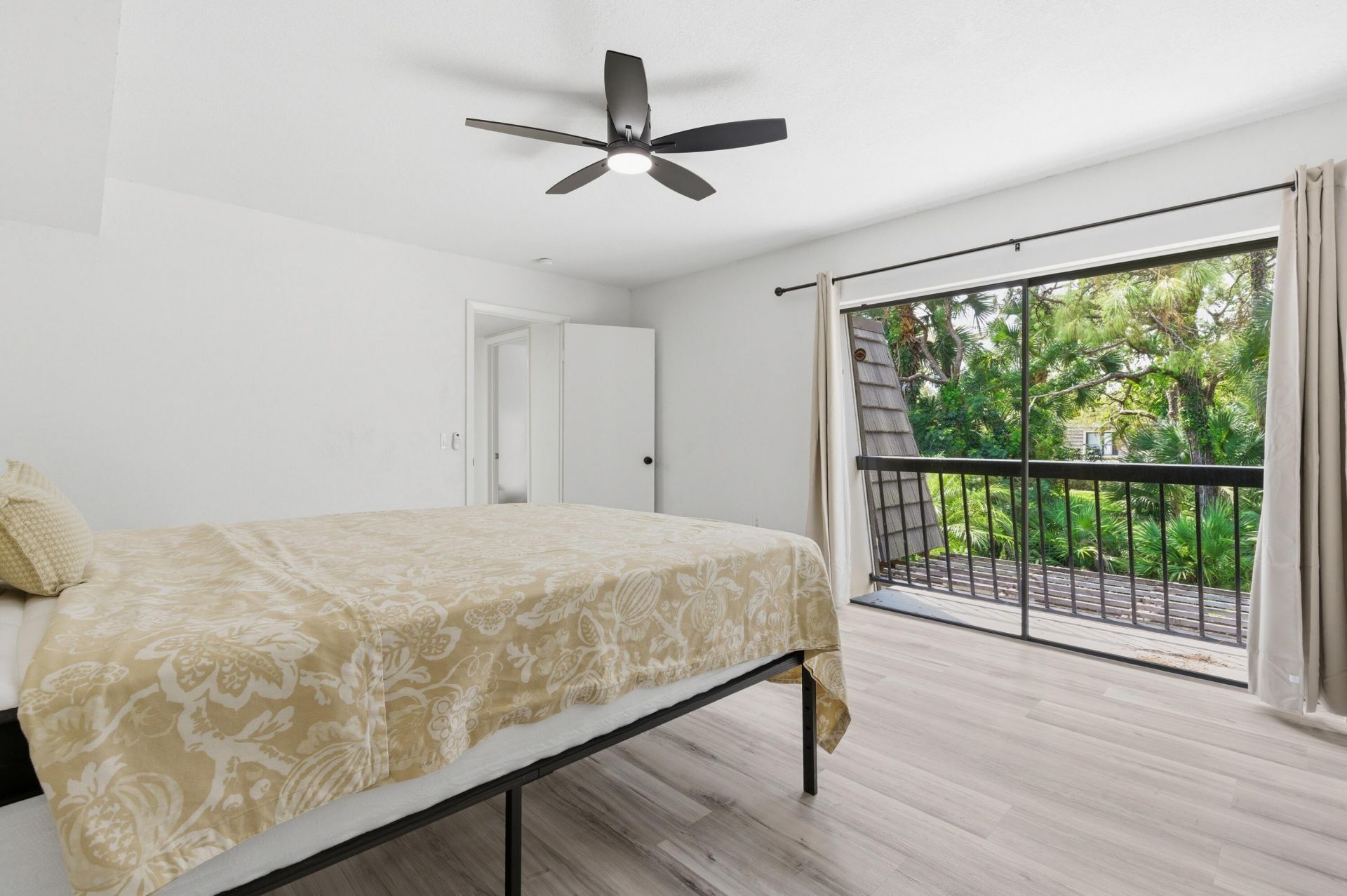 1424 14th Terrace, Unit 1424, Palm Beach Gardens, FL 33418 Photo