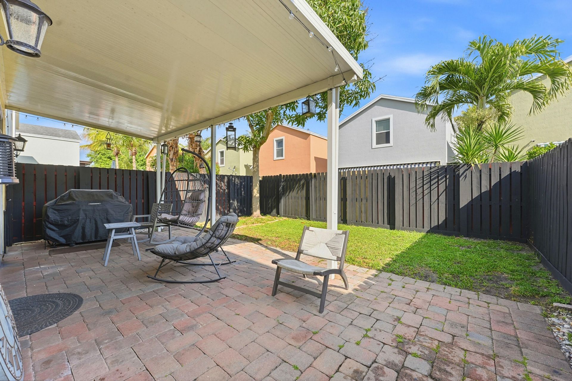 3221 Johns Place, Palm Springs, FL 33461 Photo