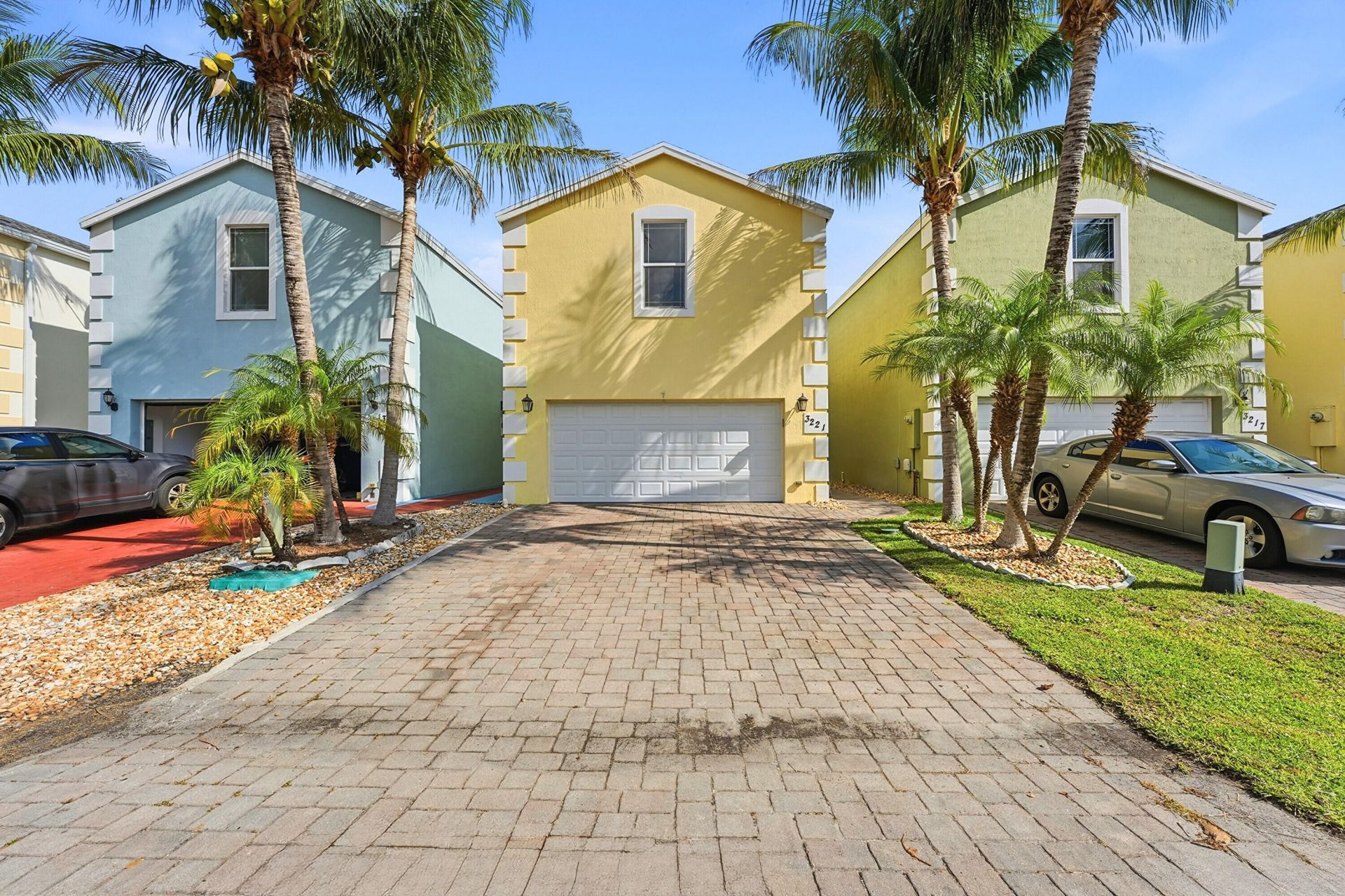 3221 Johns Place, Palm Springs, FL 33461 Photo