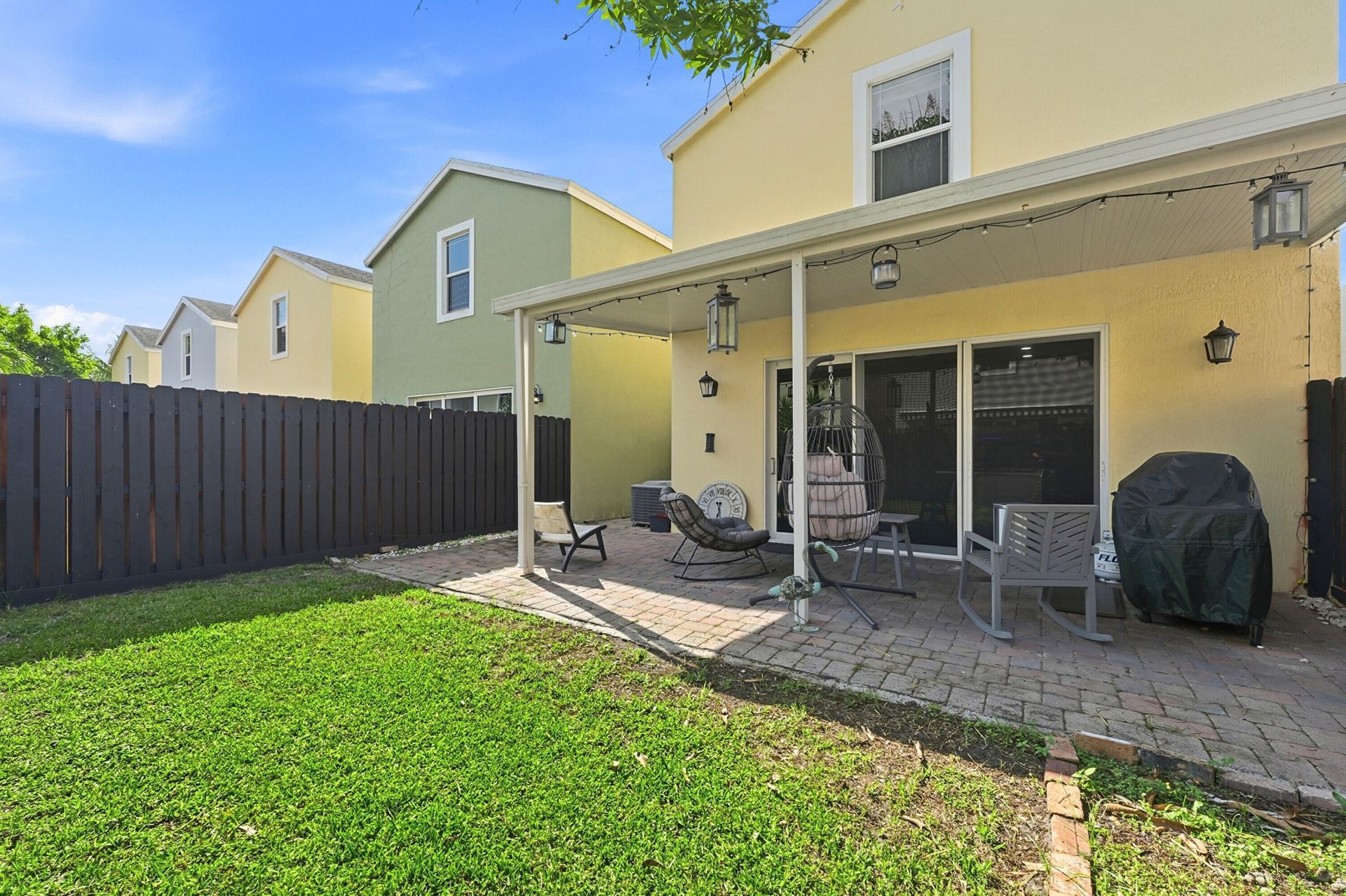 3221 Johns Place, Palm Springs, FL 33461 Photo