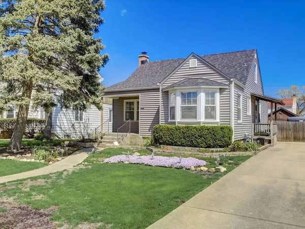 2325 S 11th Avenue , Broadview, IL 60155