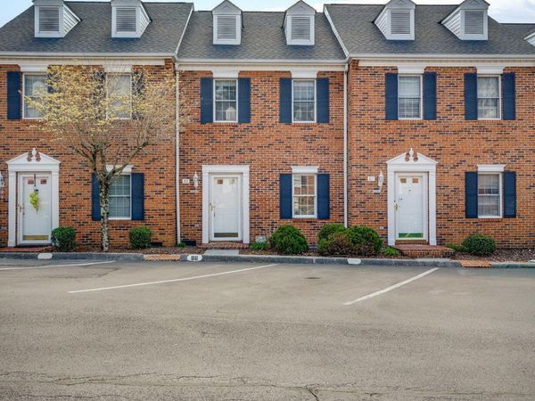 400 Sunset Drive, Unit Apt Q86, Johnson City, TN 37604
