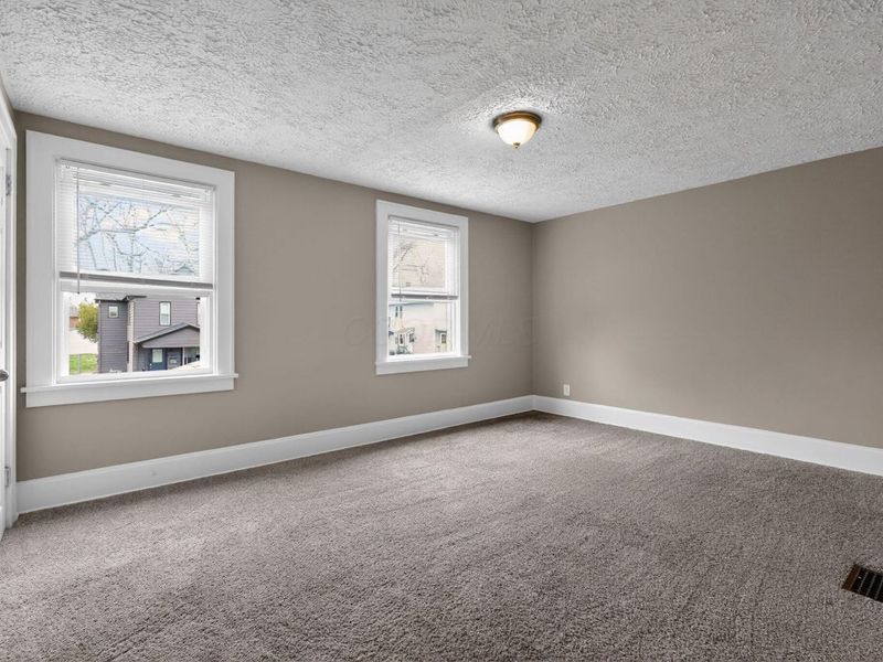 370 Belvidere Avenue, Columbus, OH 43223 Photo 10