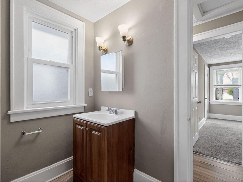 370 Belvidere Avenue, Columbus, OH 43223 Photo 26