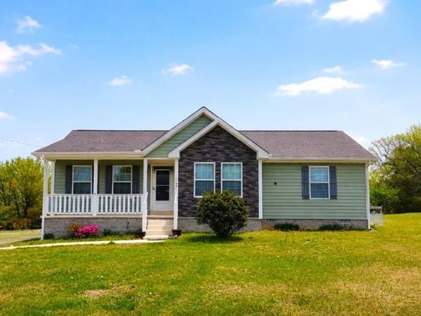 1134 Old Charlotte Rd , White Bluff, TN 37187