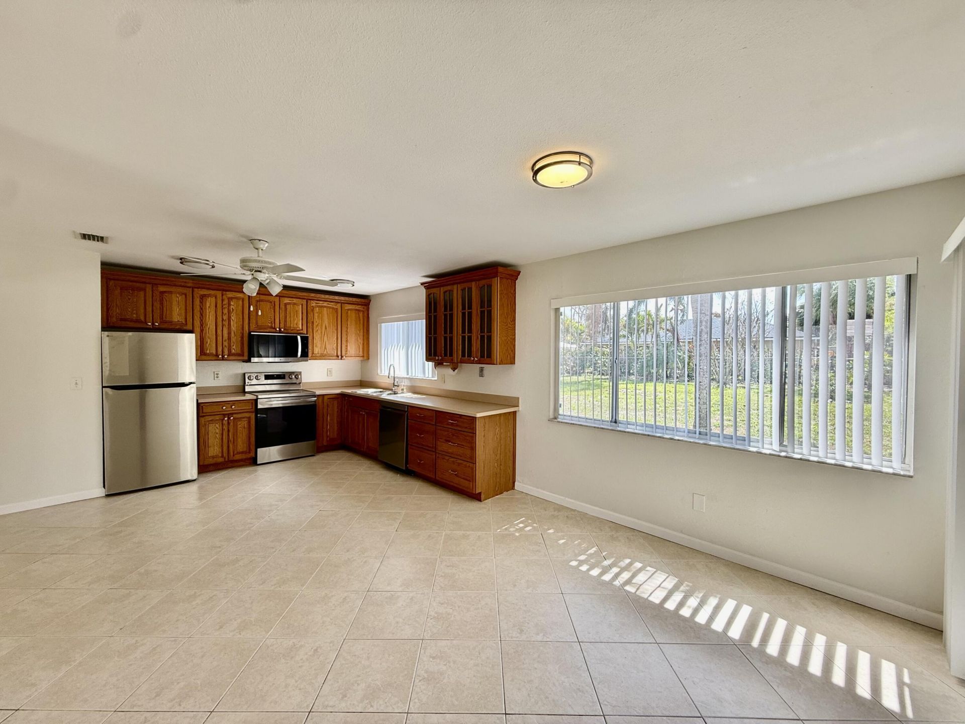 345 SW Tulip Boulevard, Port Saint Lucie, FL 34953 Photo