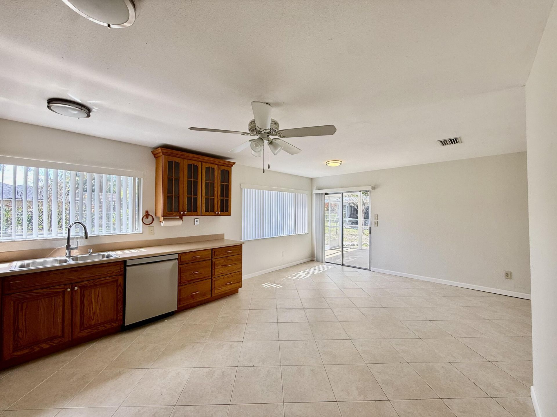 345 SW Tulip Boulevard, Port Saint Lucie, FL 34953 Photo