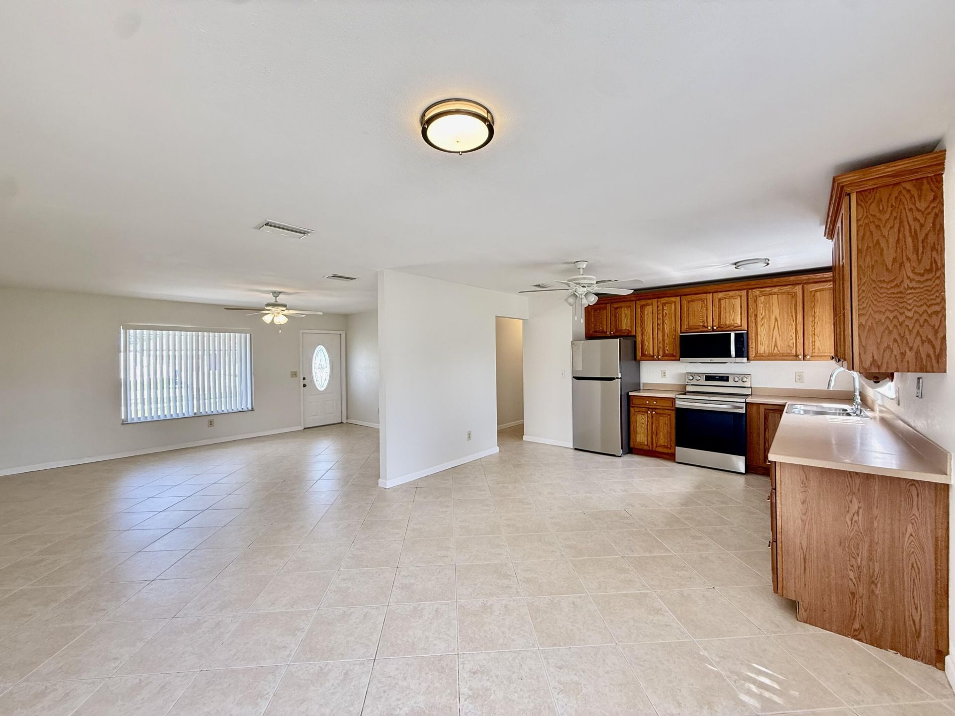 345 SW Tulip Boulevard, Port Saint Lucie, FL 34953 Photo