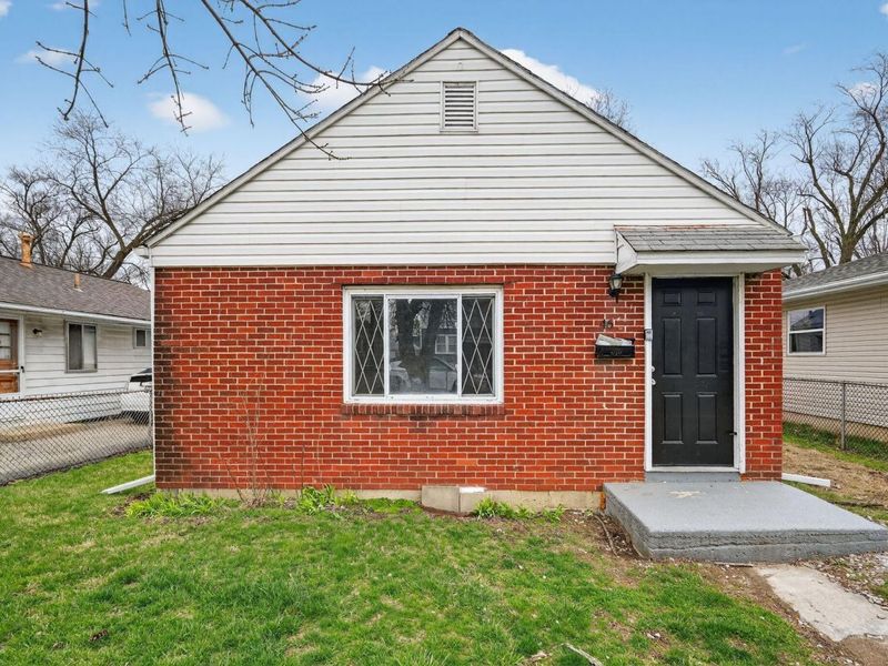 46 Florence Avenue, Columbus, OH 43228 Photo 1