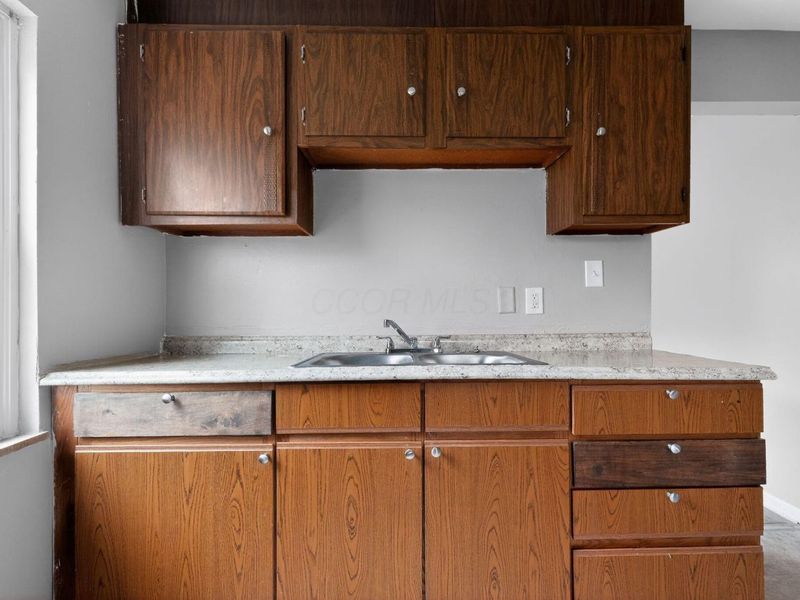 46 Florence Avenue, Columbus, OH 43228 Photo 11