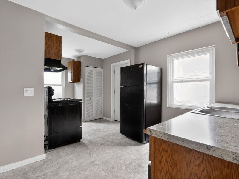 46 Florence Avenue, Columbus, OH 43228 Photo 12