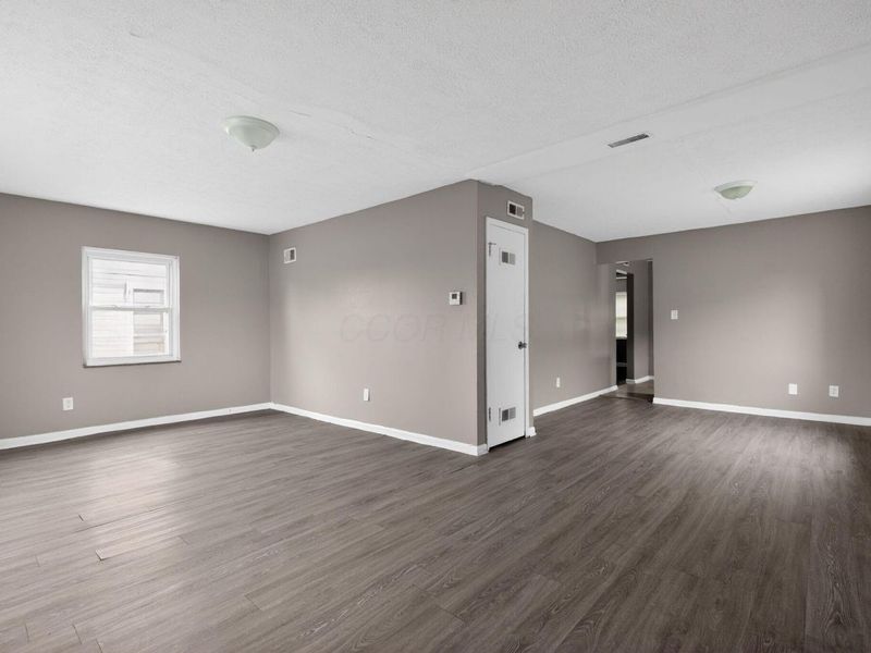 46 Florence Avenue, Columbus, OH 43228 Photo 3