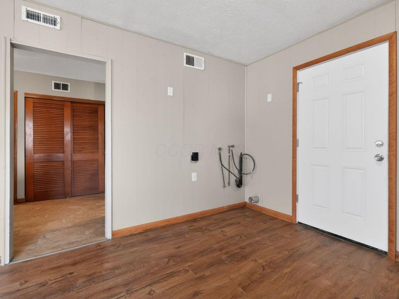 873 Geneva Avenue, Columbus, OH 43223 Photo 26