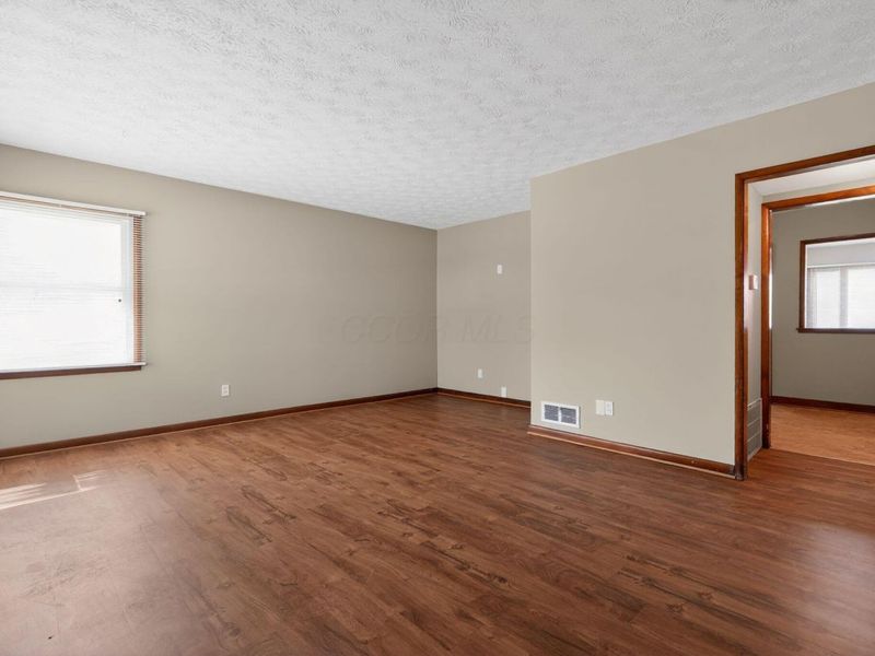 873 Geneva Avenue, Columbus, OH 43223 Photo 8