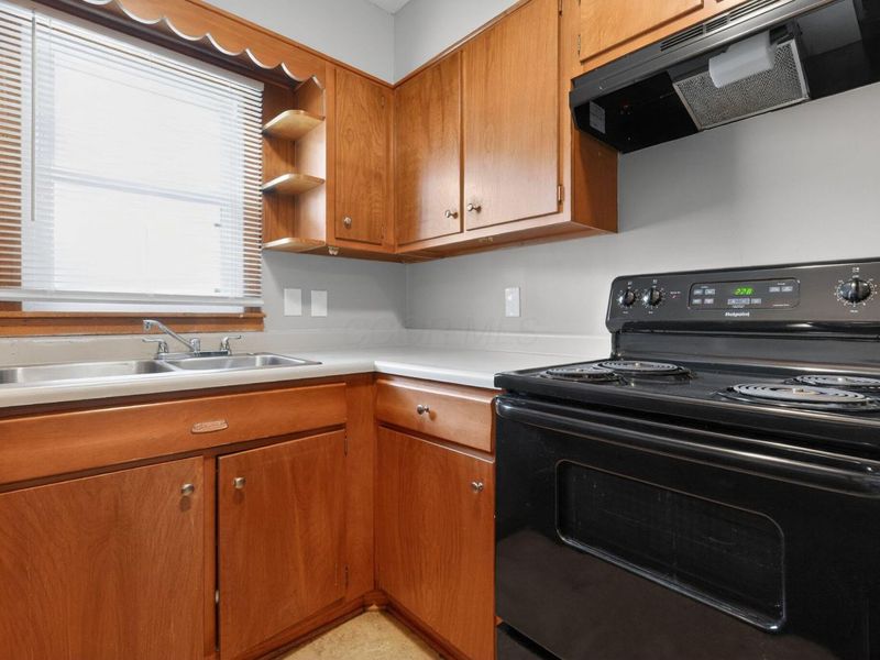 873 Geneva Avenue, Columbus, OH 43223 Photo 9