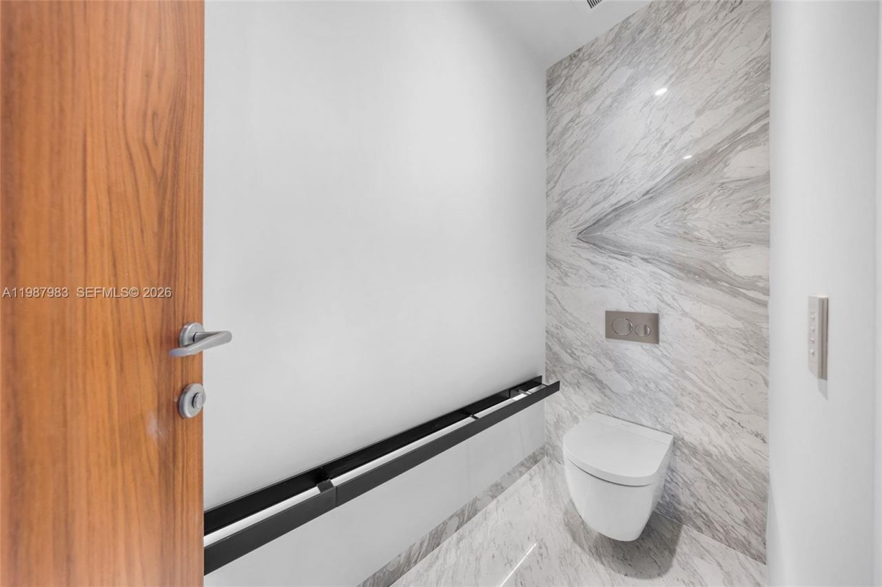 5 Grove Isle Dr , Unit S 504, Coconut Grove, FL 33133 Photo