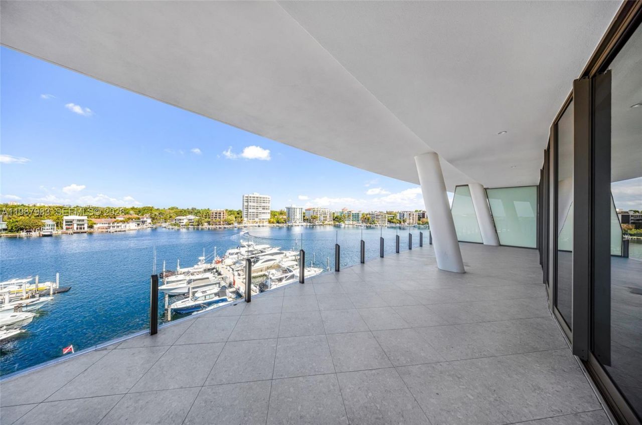 5 Grove Isle Dr , Unit S 504, Coconut Grove, FL 33133 Photo