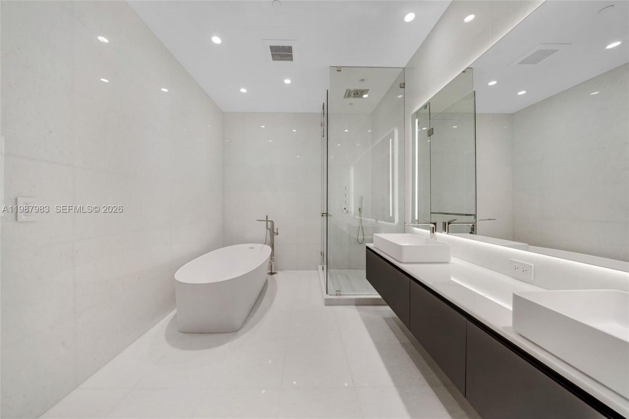 5 Grove Isle Dr , Unit S 504, Coconut Grove, FL 33133 Photo