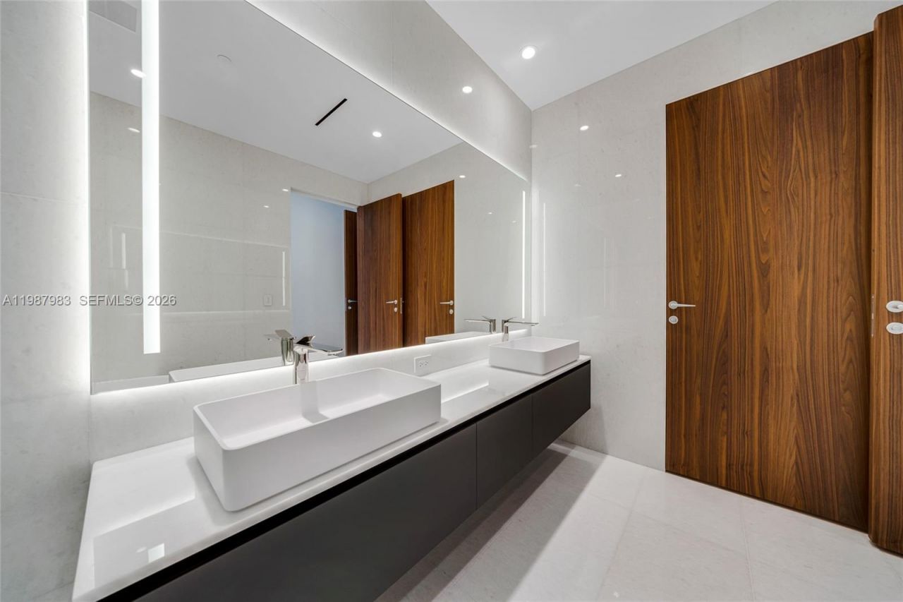 5 Grove Isle Dr , Unit S 504, Coconut Grove, FL 33133 Photo