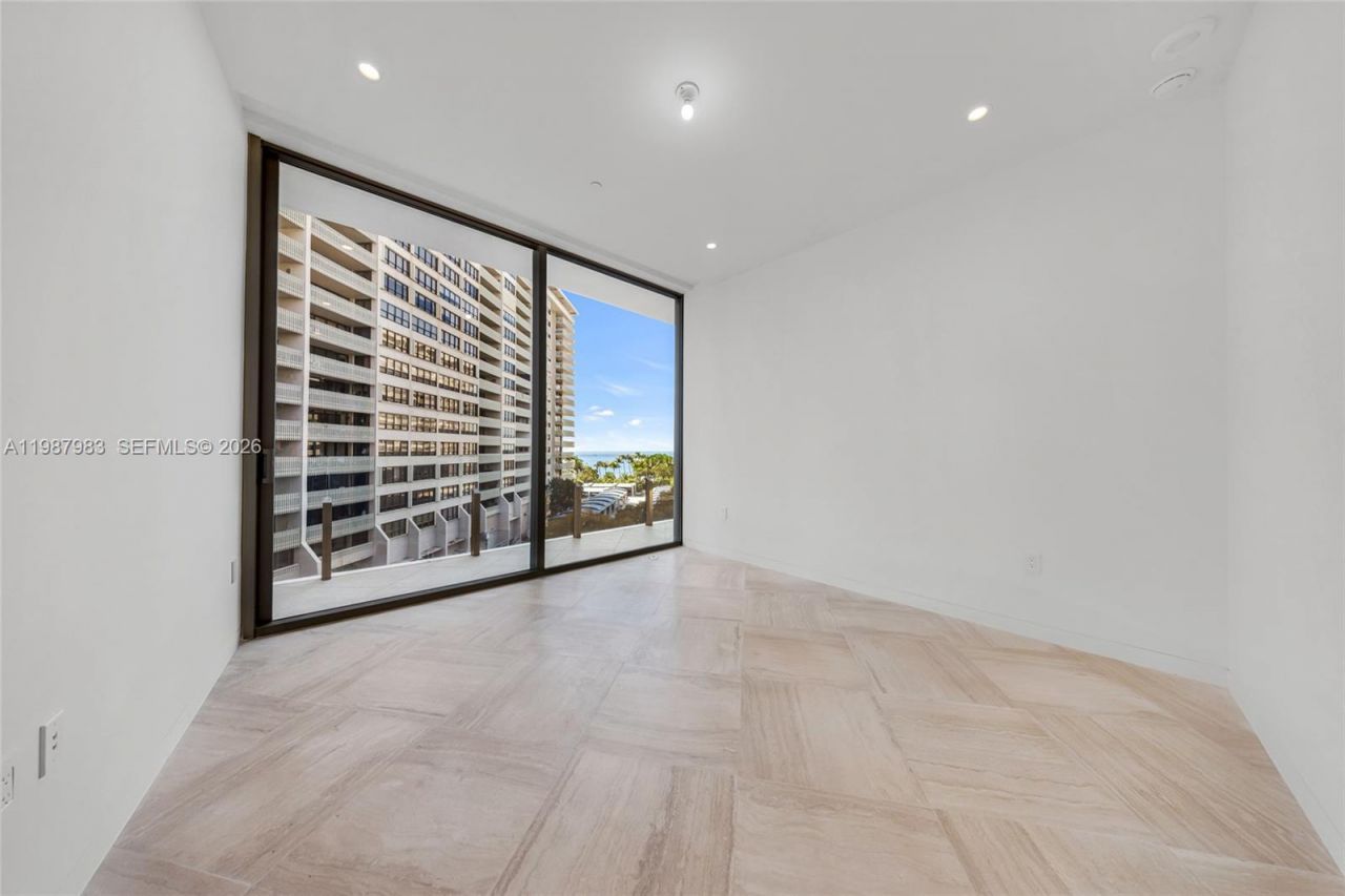 5 Grove Isle Dr , Unit S 504, Coconut Grove, FL 33133 Photo