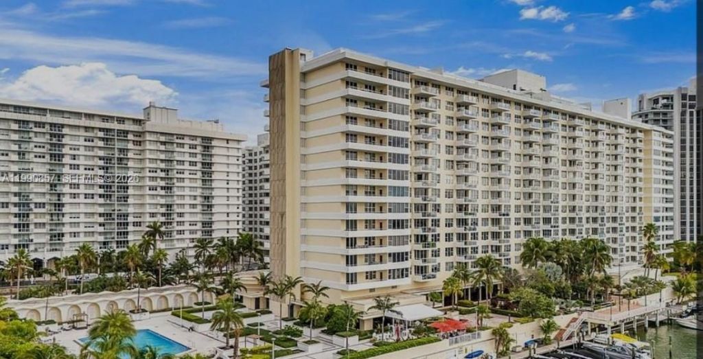 5600 Collins Ave , Unit 14K, Miami Beach, FL 33140 Photo