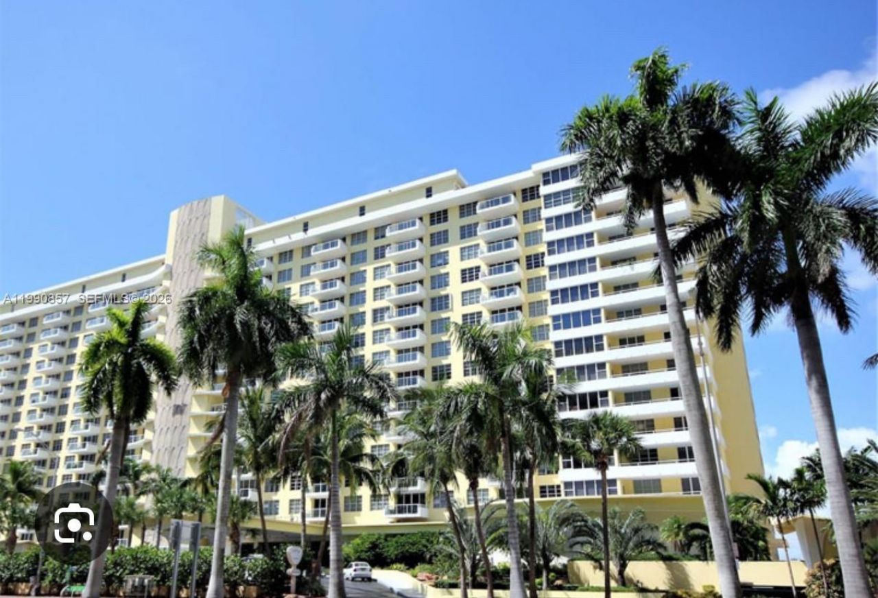 5600 Collins Ave , Unit 14K, Miami Beach, FL 33140 Photo