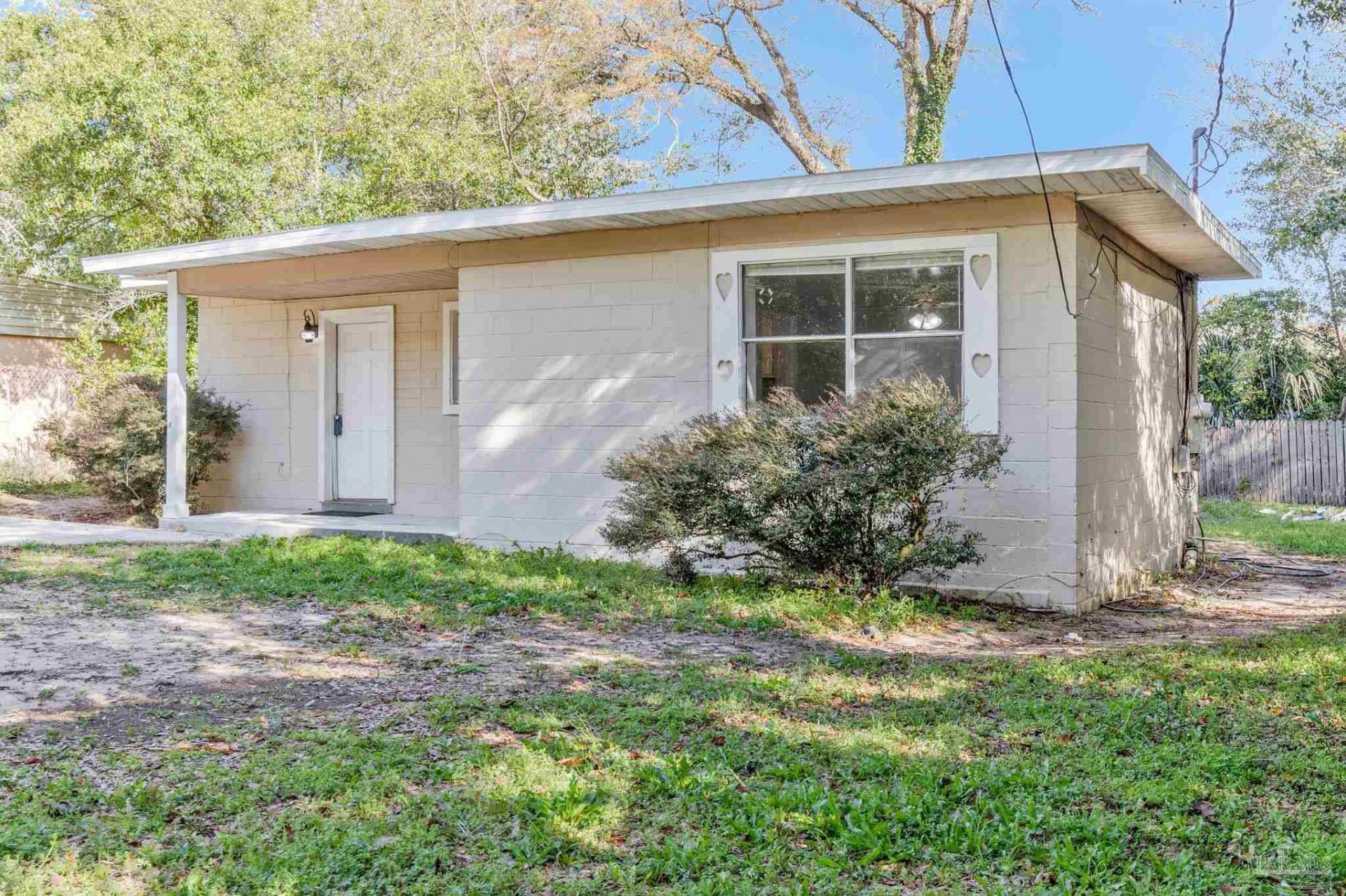 603 New York Dr, Pensacola, FL 32505 Main Photo