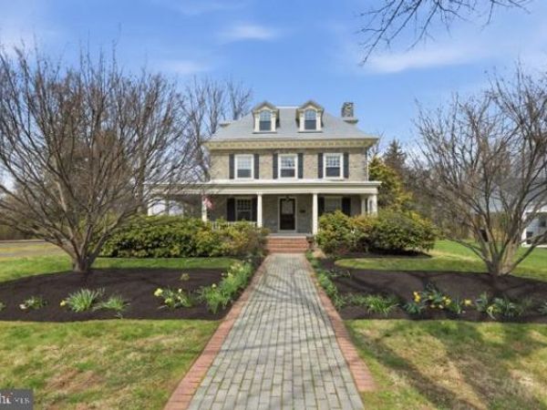 108 W. GILLAM, LANGHORNE, PA 19047