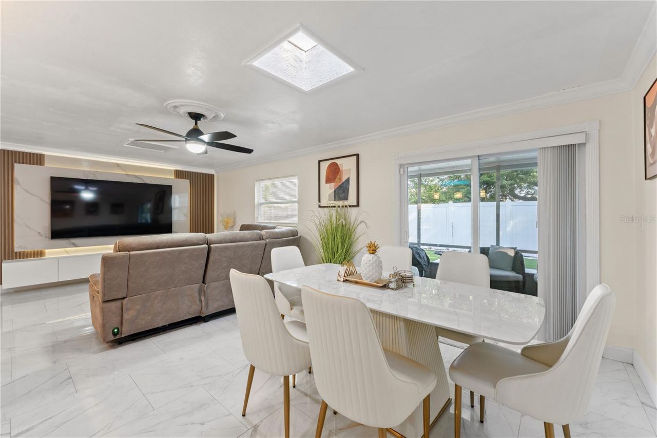 2903 Fieldcrest Court , Orlando, FL 32839 Photo