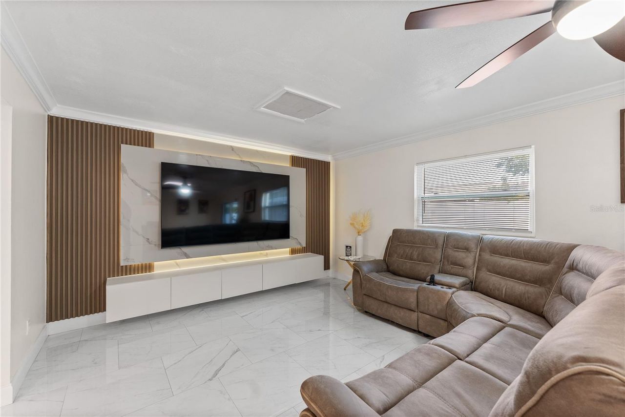 2903 Fieldcrest Court , Orlando, FL 32839 Photo