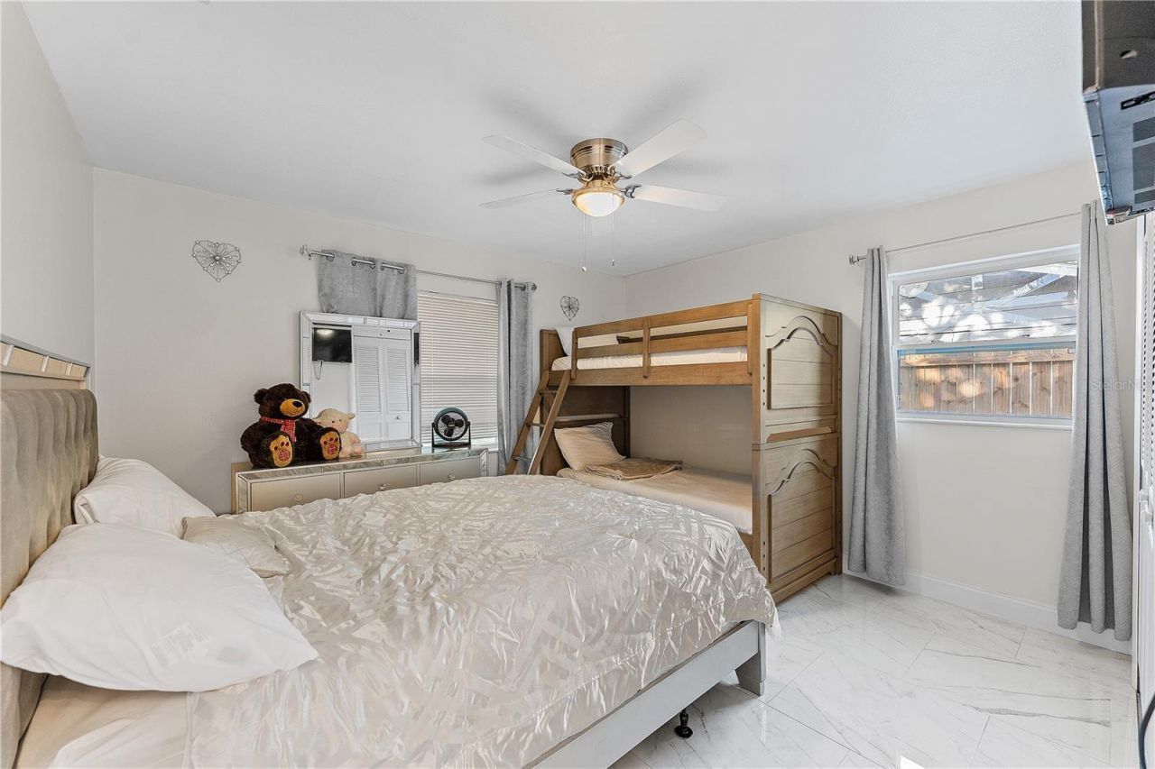 2903 Fieldcrest Court , Orlando, FL 32839 Photo