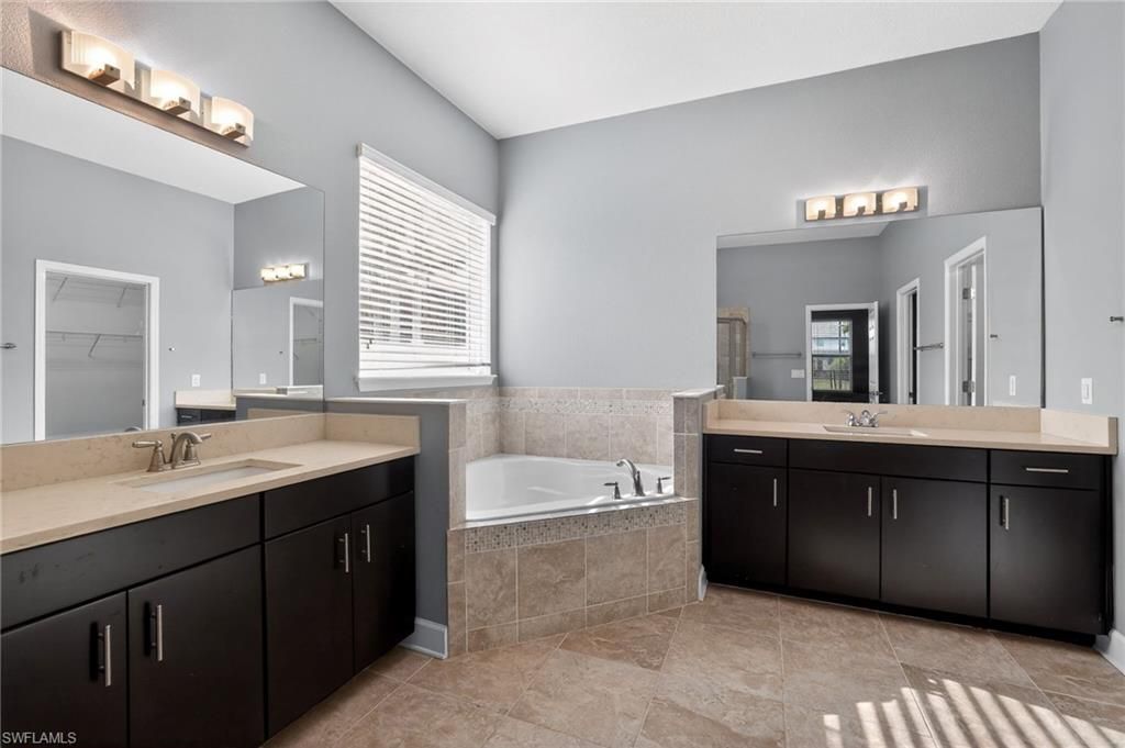 710 116th Ct Ne, Bradenton, FL 34212 Photo