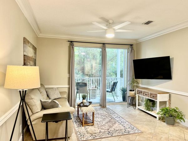 200 Sandestin Lane, Unit APT 303, Miramar Beach, FL 32550
