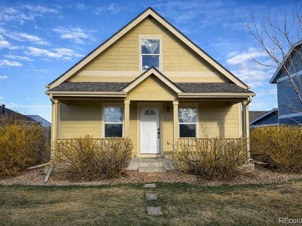 2768 Renshaw Street , Strasburg, CO 80136