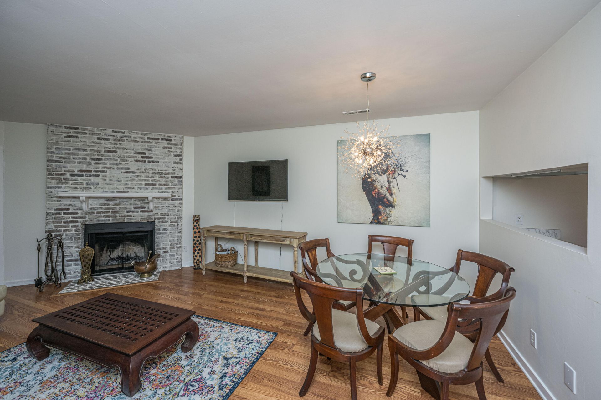 2745 Jobee Drive Photo 11