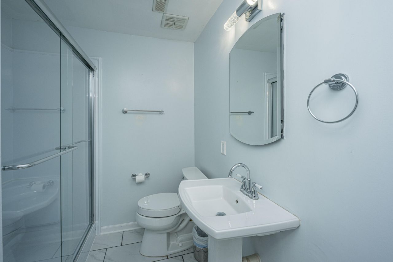 2745 Jobee Drive Photo 21